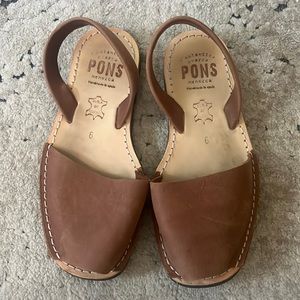 PONS Leather Sandals